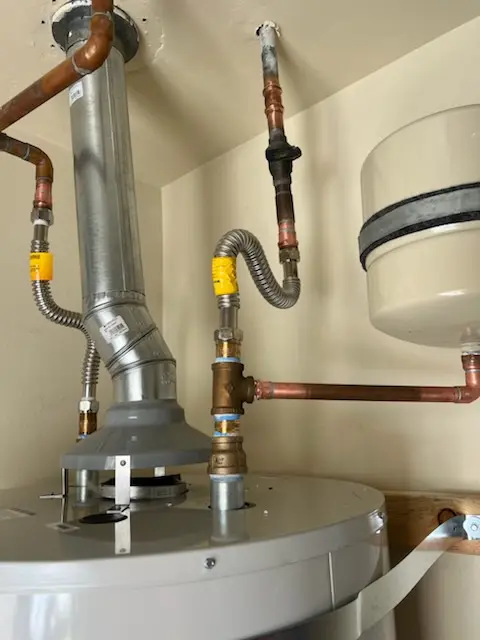 Water heater installation and plumbing repair in Mount Washington